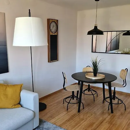 Midnight Blue Oasis - Center, Free Parking Apartment Zagreb Exterior photo